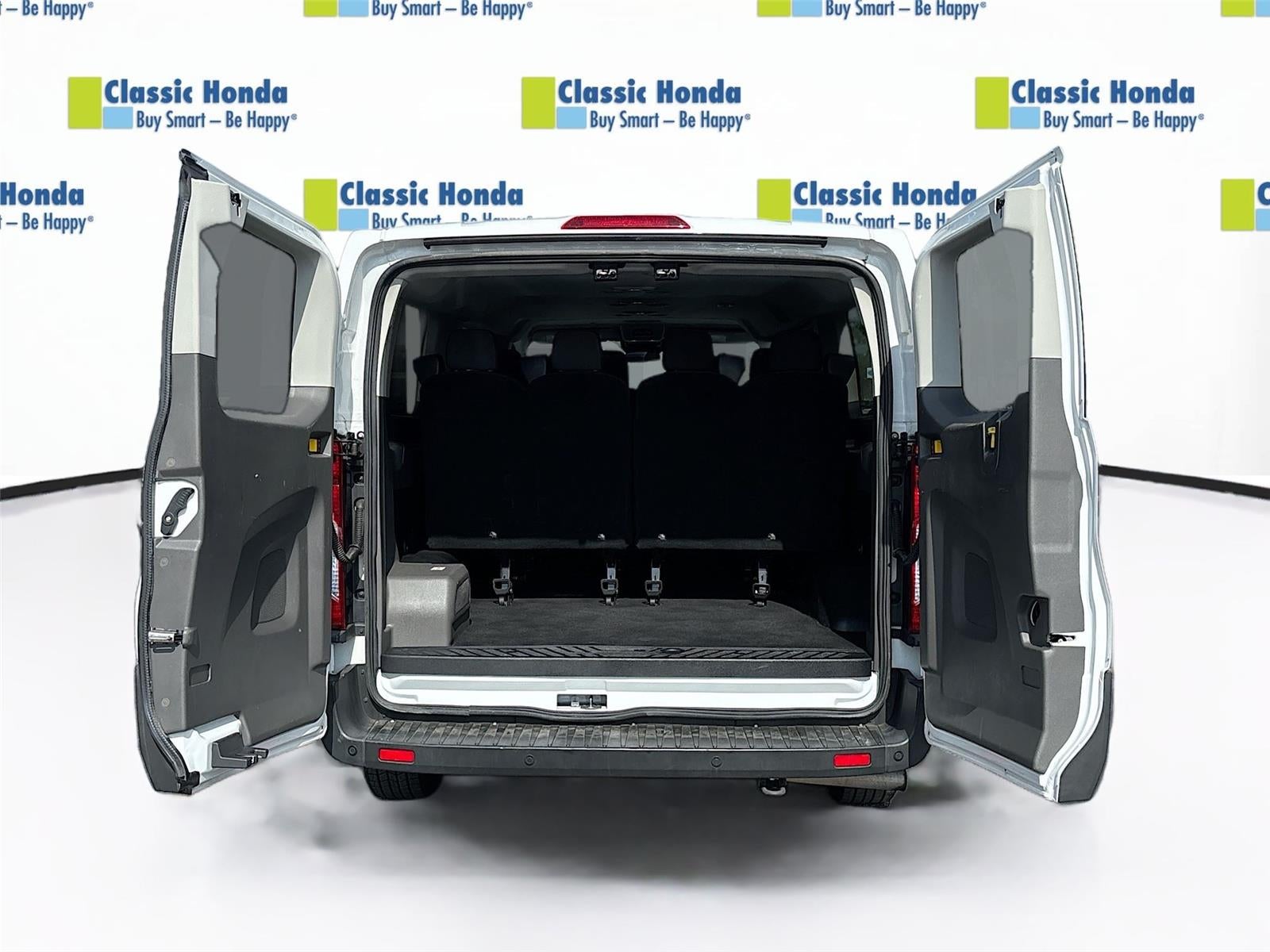 2024 Ford Transit 350 XLT