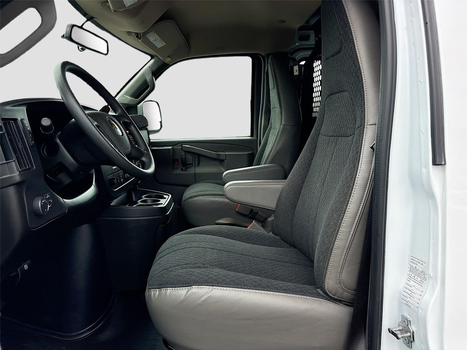 2024 Chevrolet Express Cargo Van RWD 2500 135"