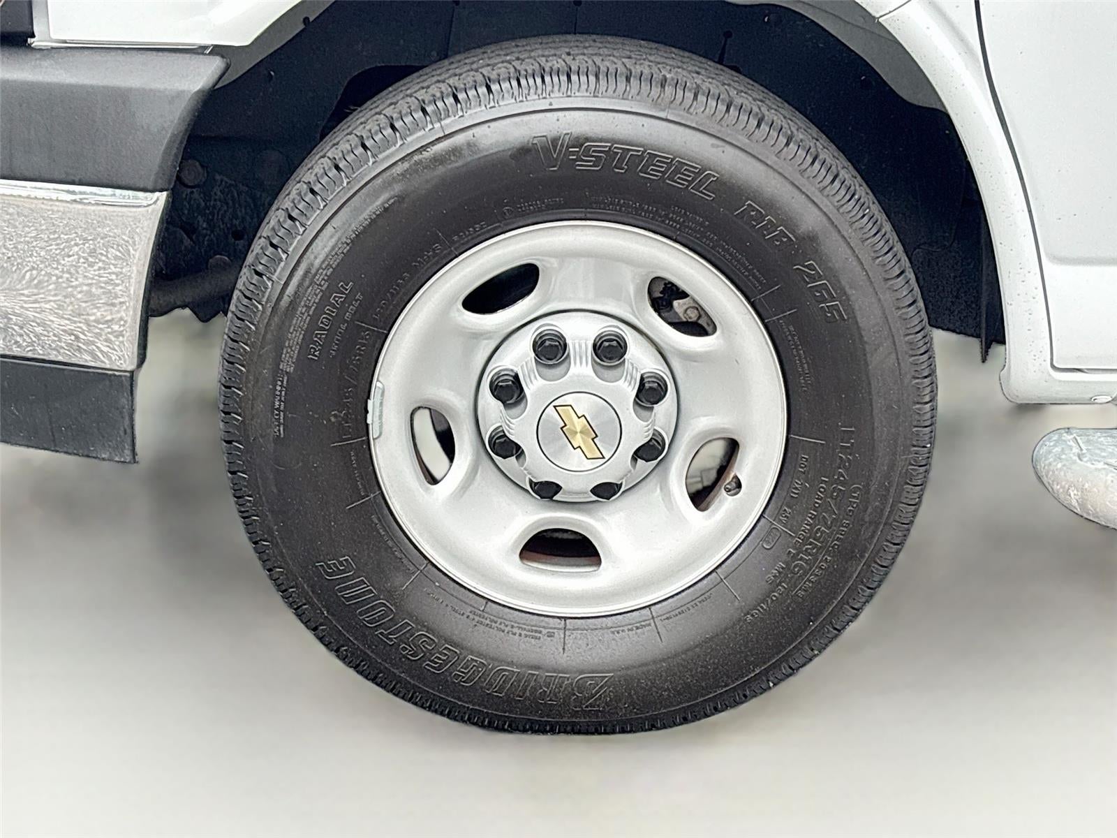 2024 Chevrolet Express Cargo Van RWD 2500 135"