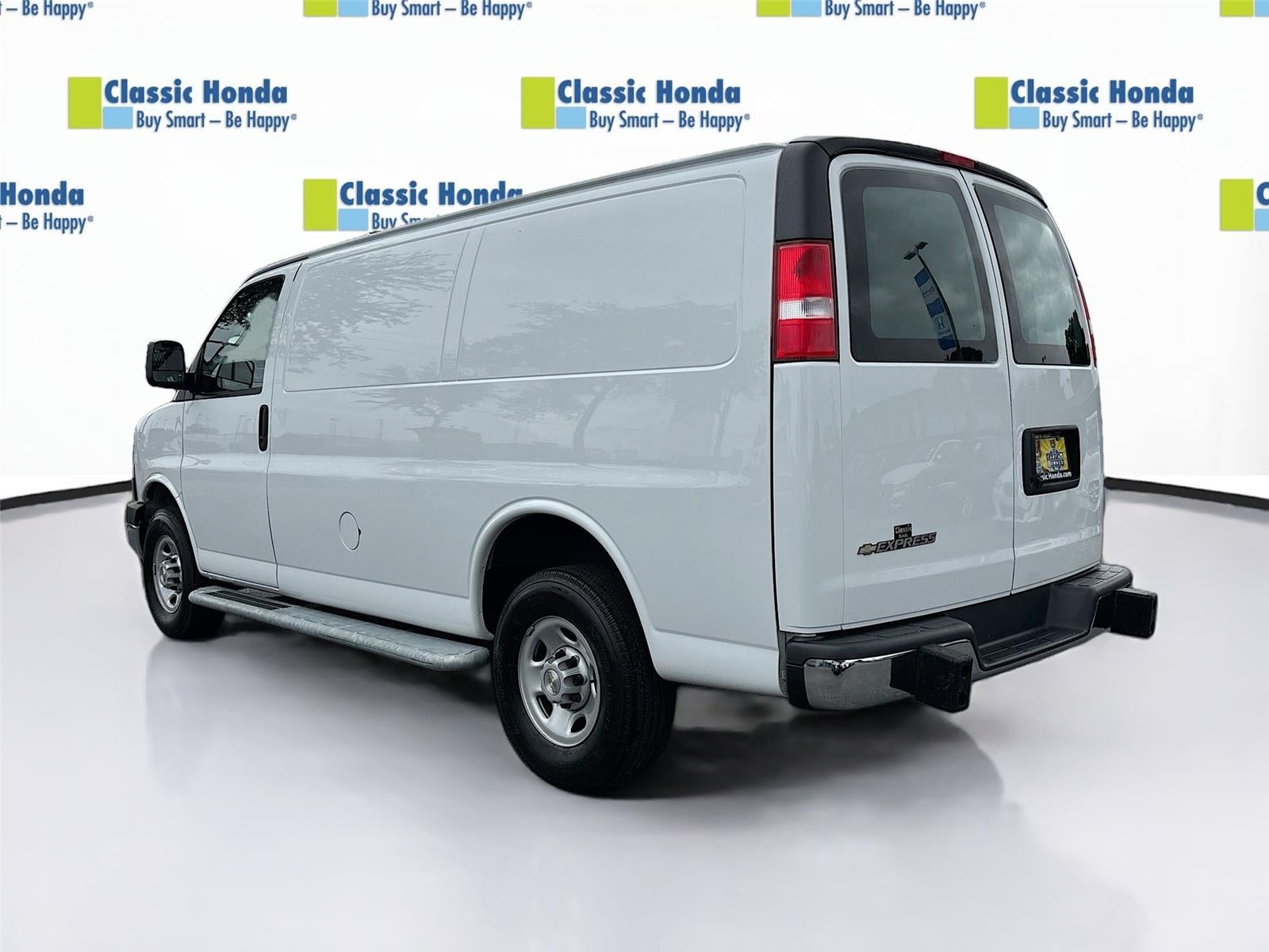 2024 Chevrolet Express Cargo Van RWD 2500 135"