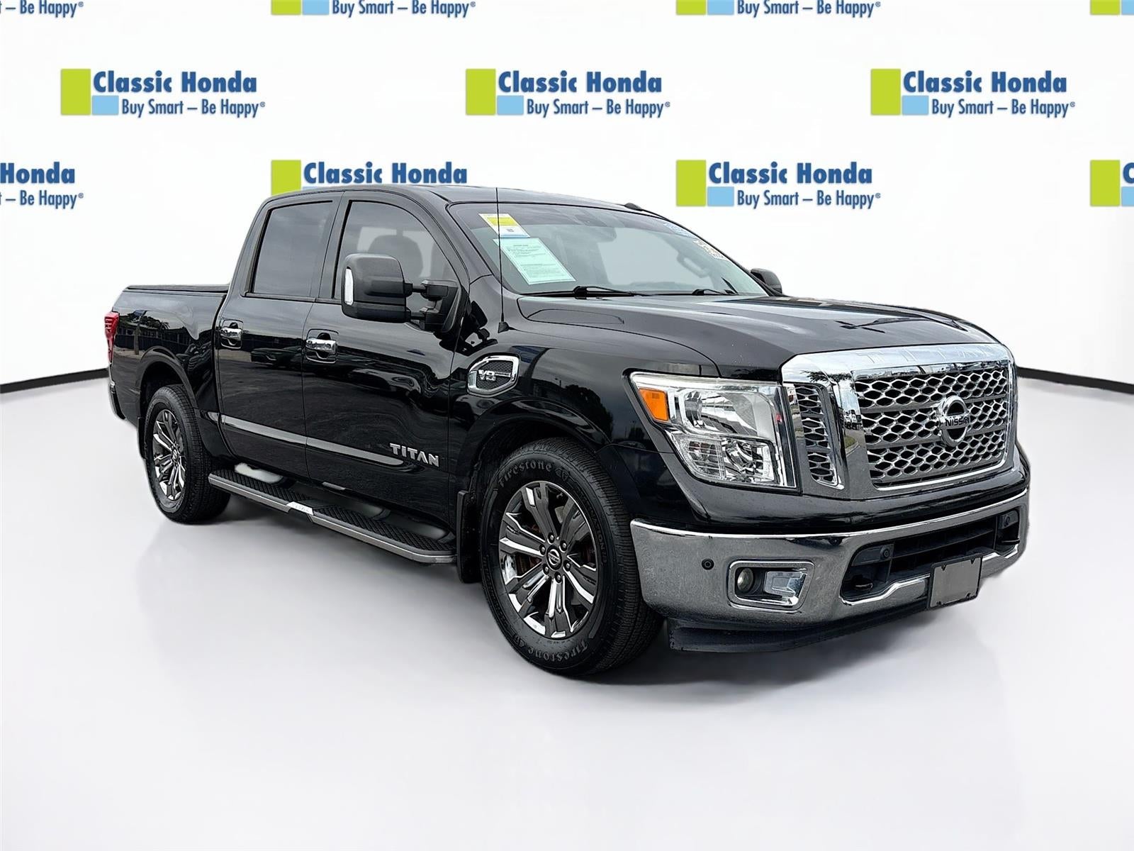 2017 Nissan Titan SV
