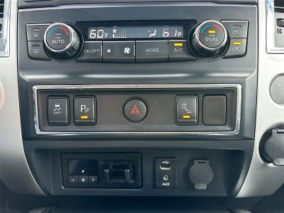 2017 Nissan Titan SV