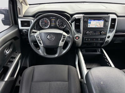 2017 Nissan Titan SV