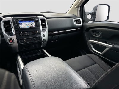 2017 Nissan Titan SV