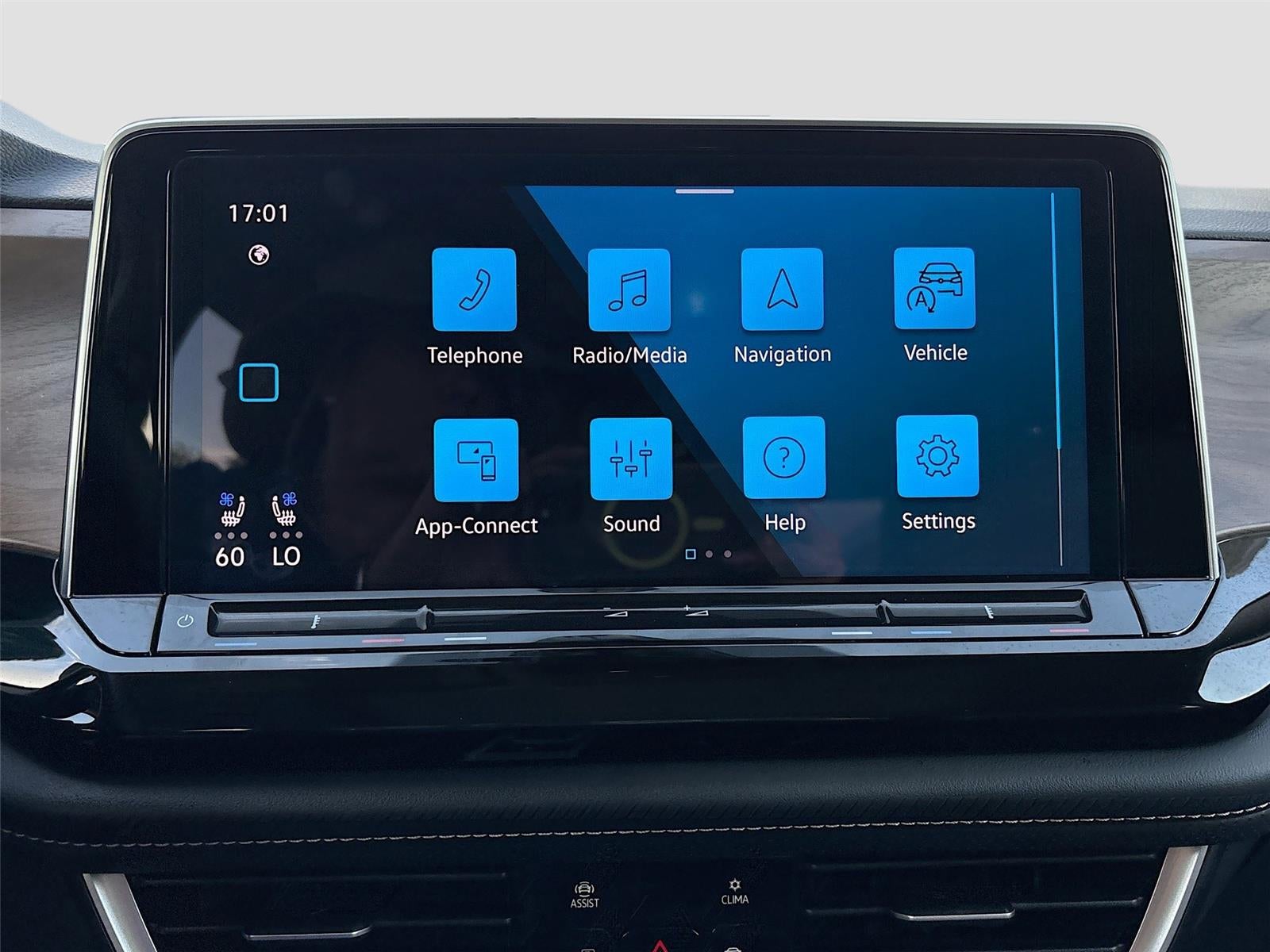 2025 Volkswagen Atlas 2.0T SE w/Technology