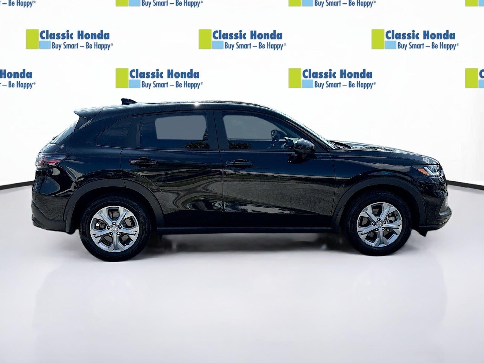2025 Honda HR-V LX