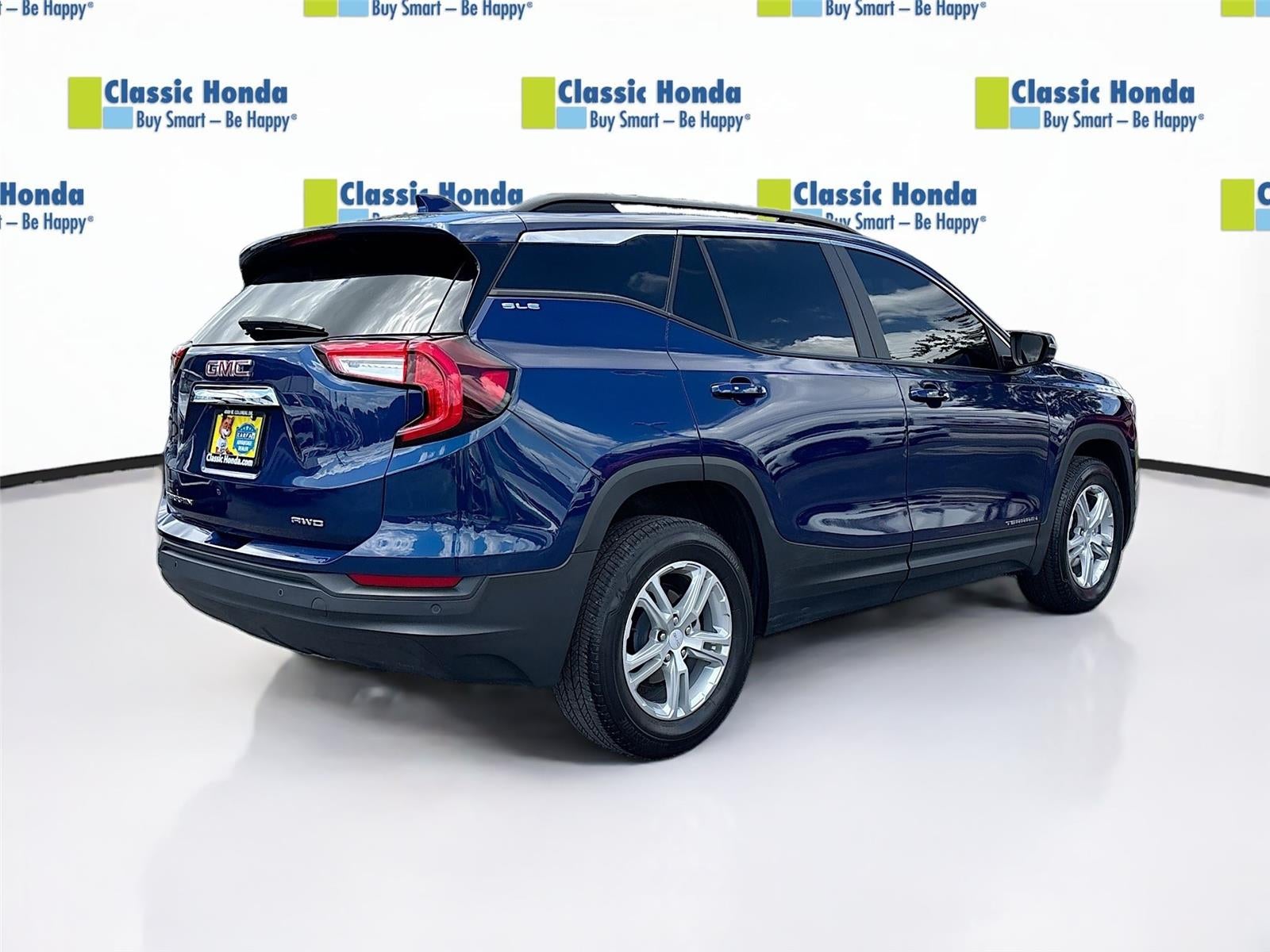 2023 GMC Terrain SLE
