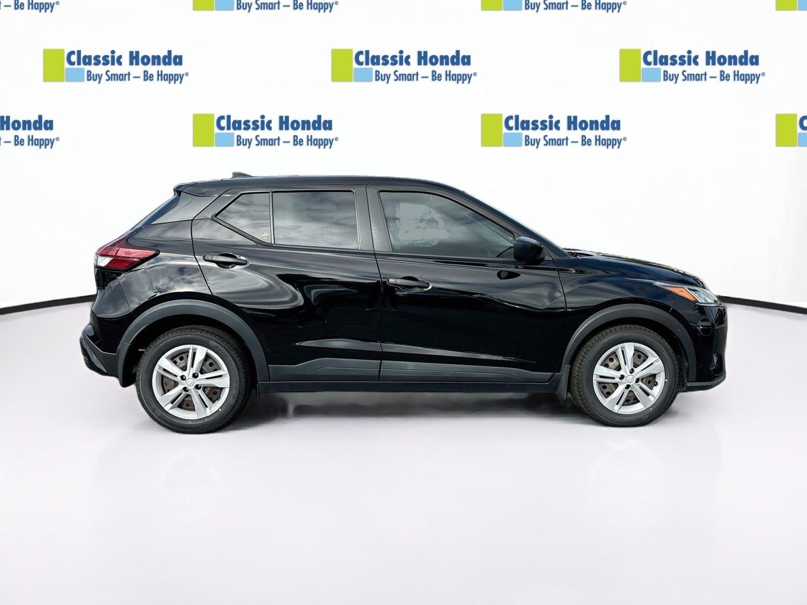 2021 Nissan Kicks S