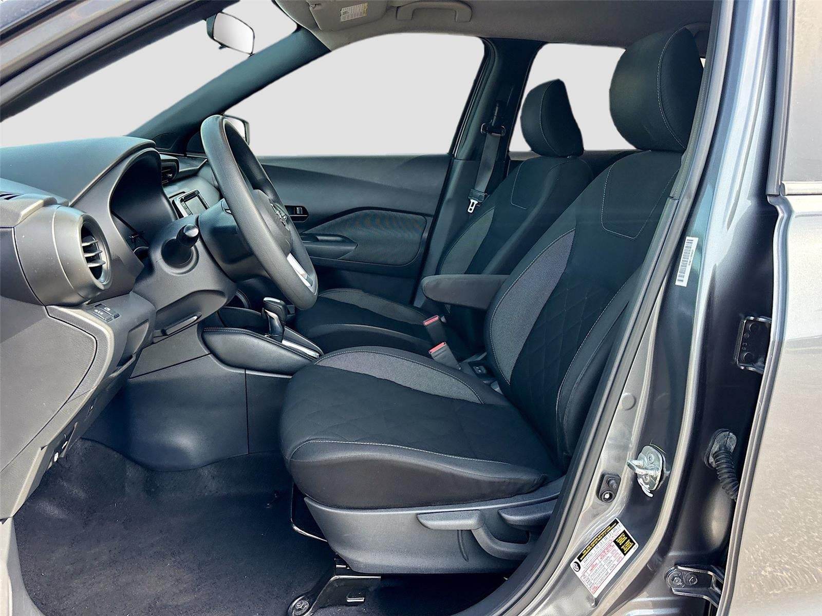 2019 Nissan Kicks S
