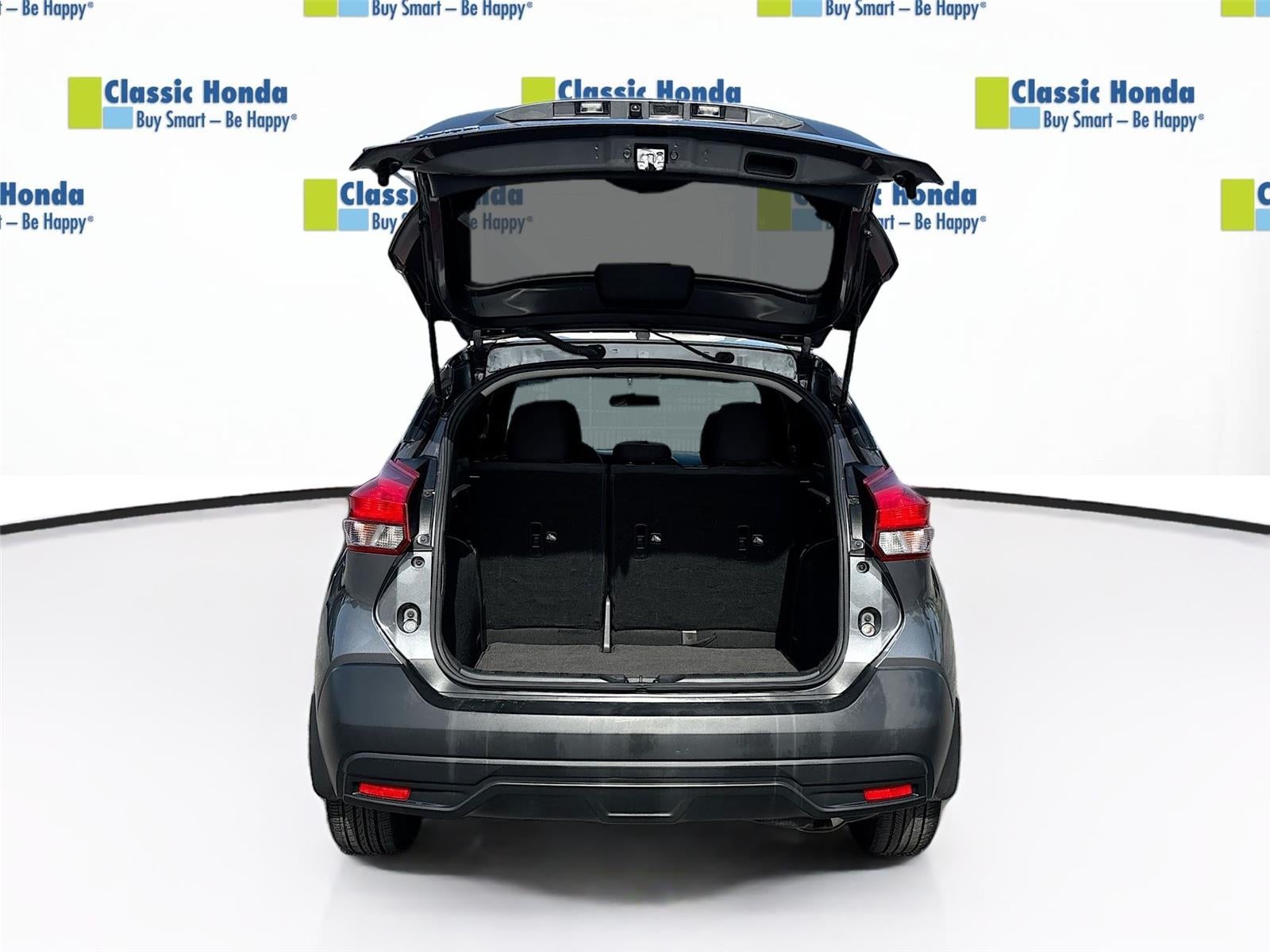 2019 Nissan Kicks S