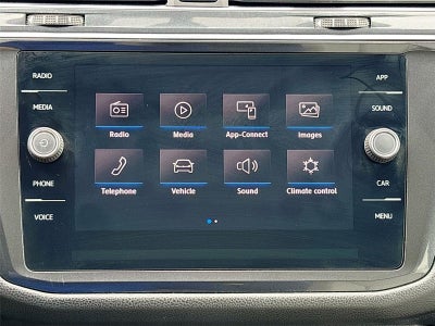 2018 Volkswagen Tiguan SE