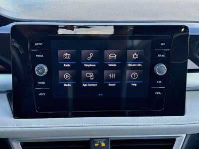 2026 Volkswagen Taos SE