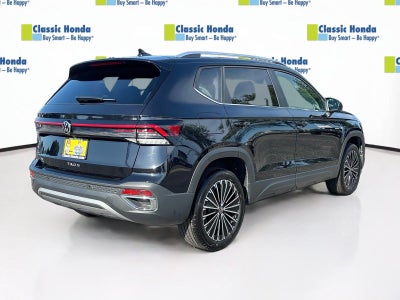 2026 Volkswagen Taos SE