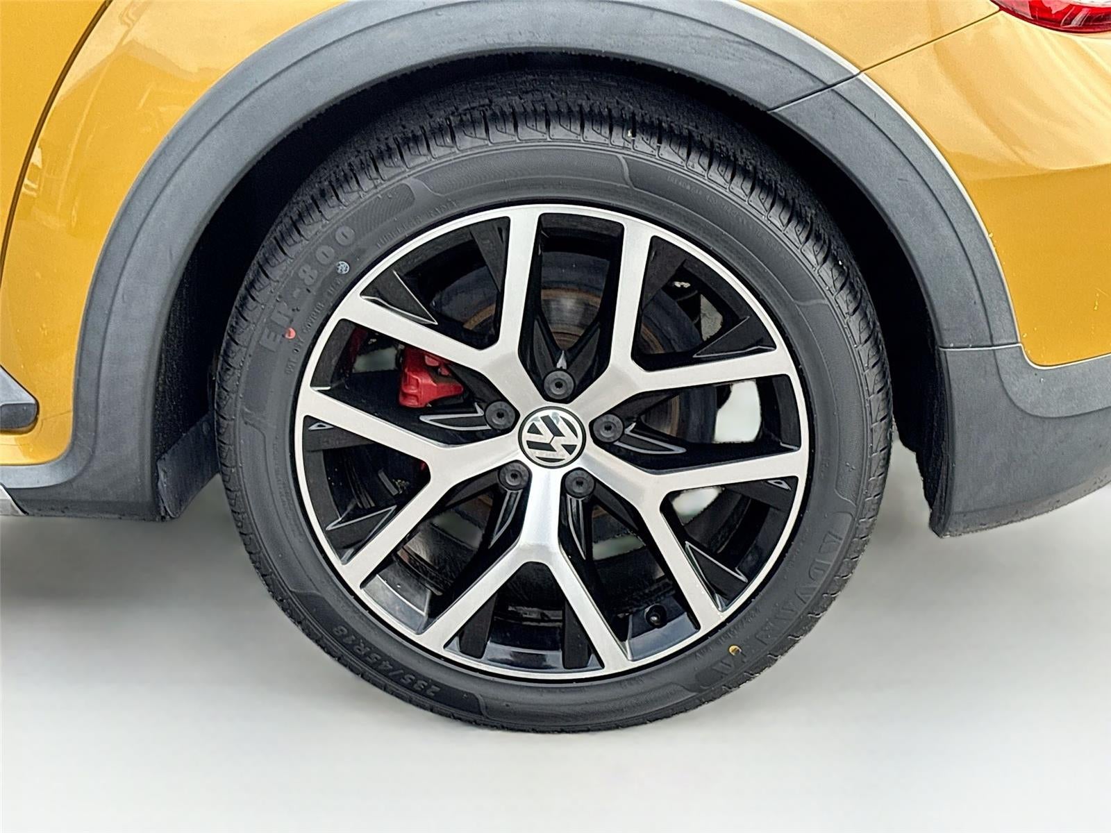 2017 Volkswagen Beetle 1.8T Dune
