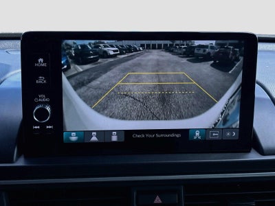 2023 Honda Pilot EX-L w/Rear Captain's Chairs