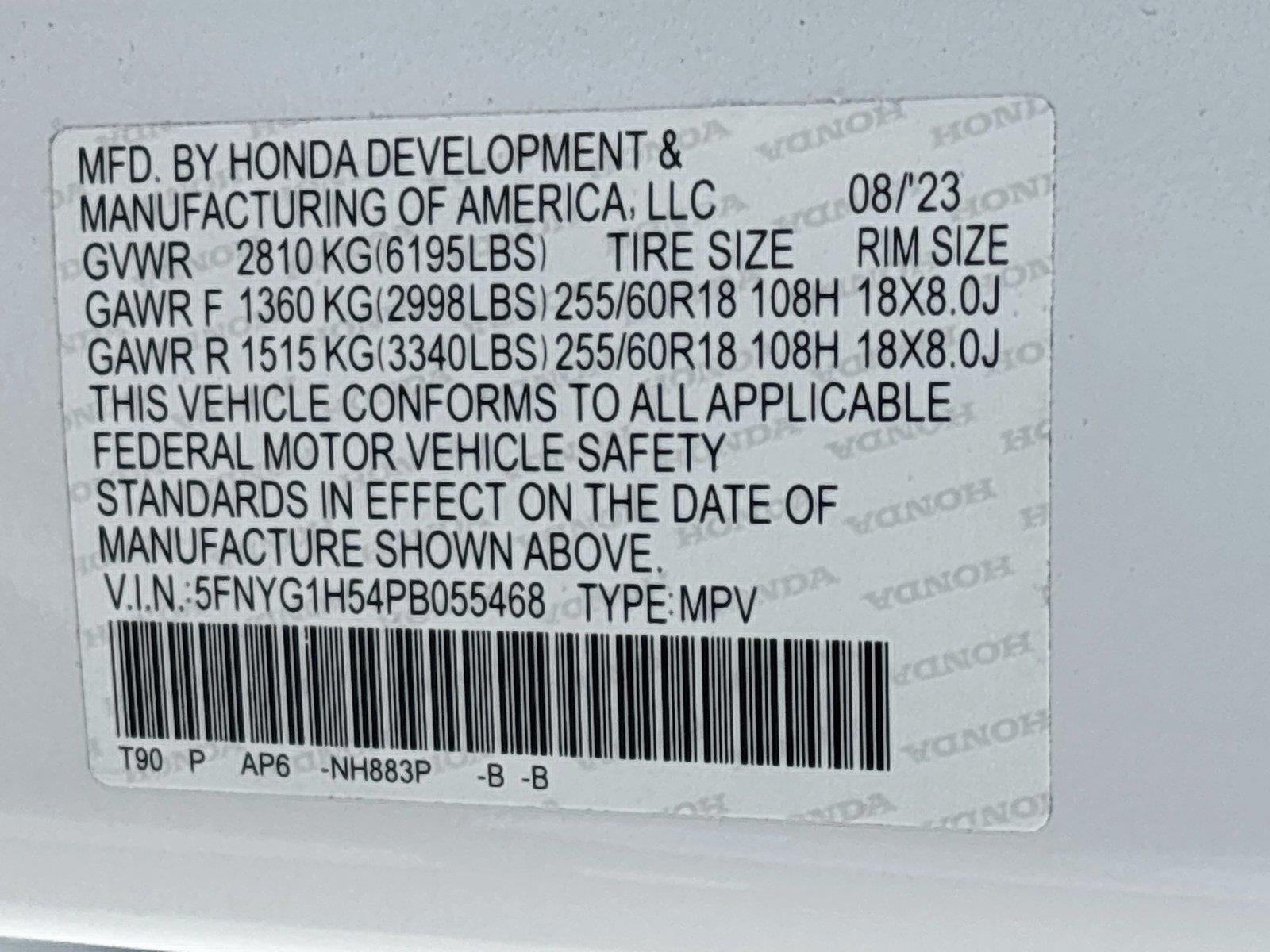 2023 Honda Pilot EX-L w/Rear Captain's Chairs