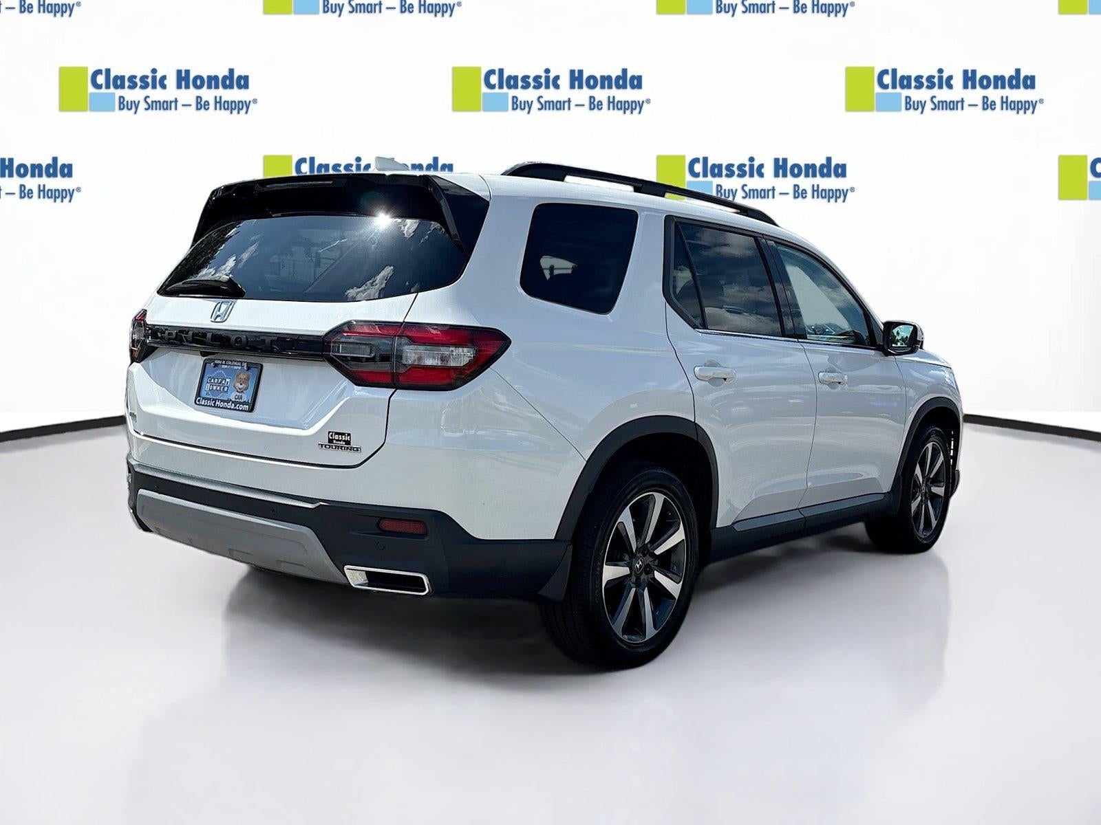2024 Honda Pilot Touring