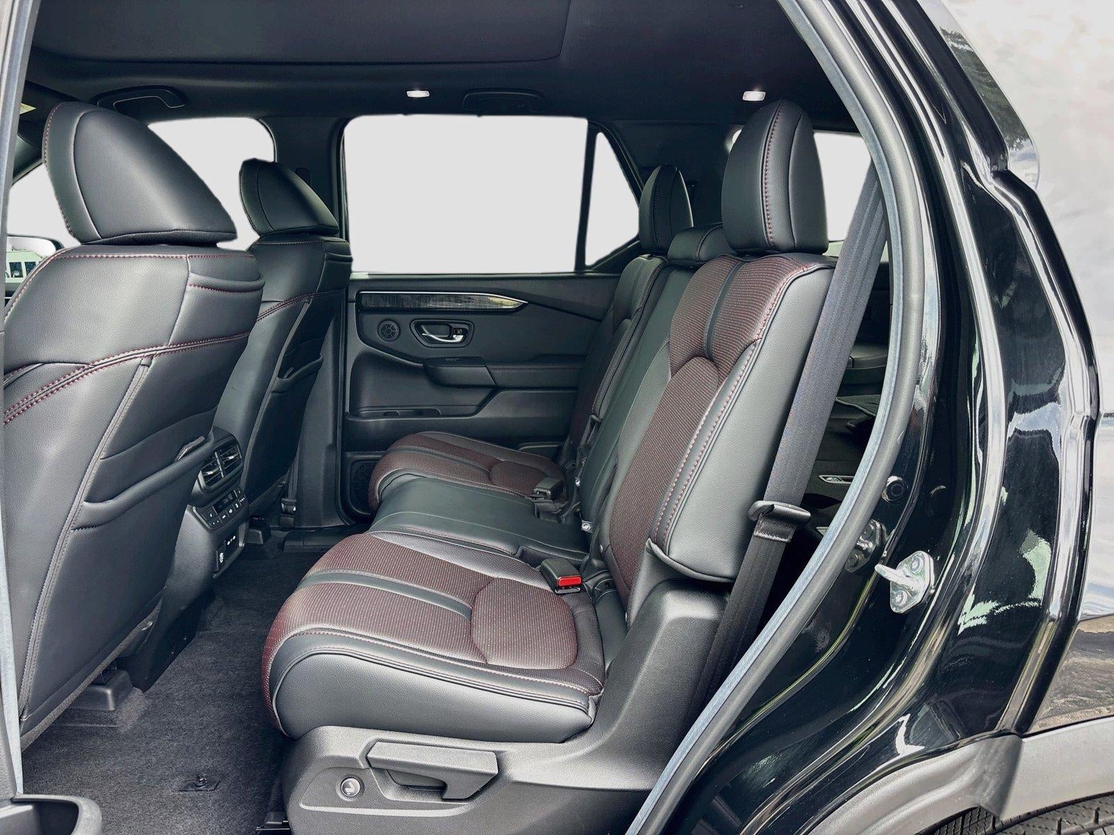 2025 Honda Pilot Black Edition