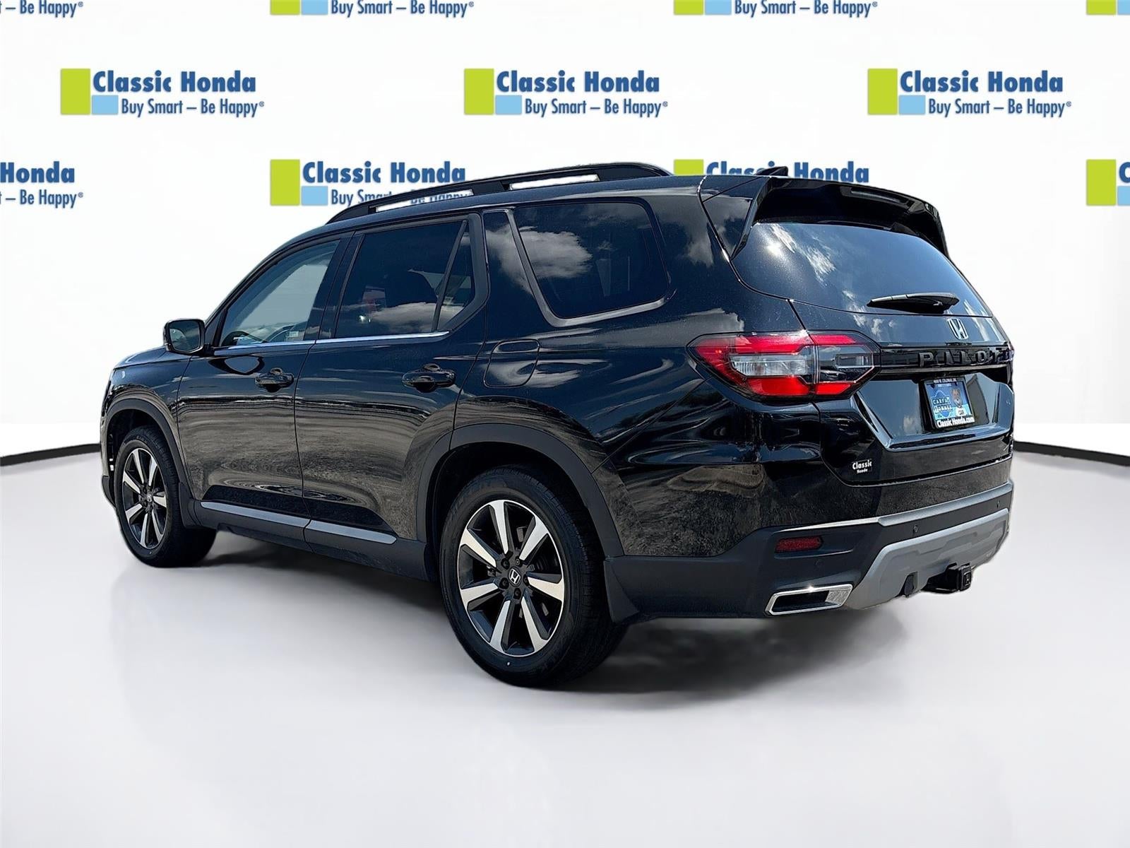 2024 Honda Pilot Touring