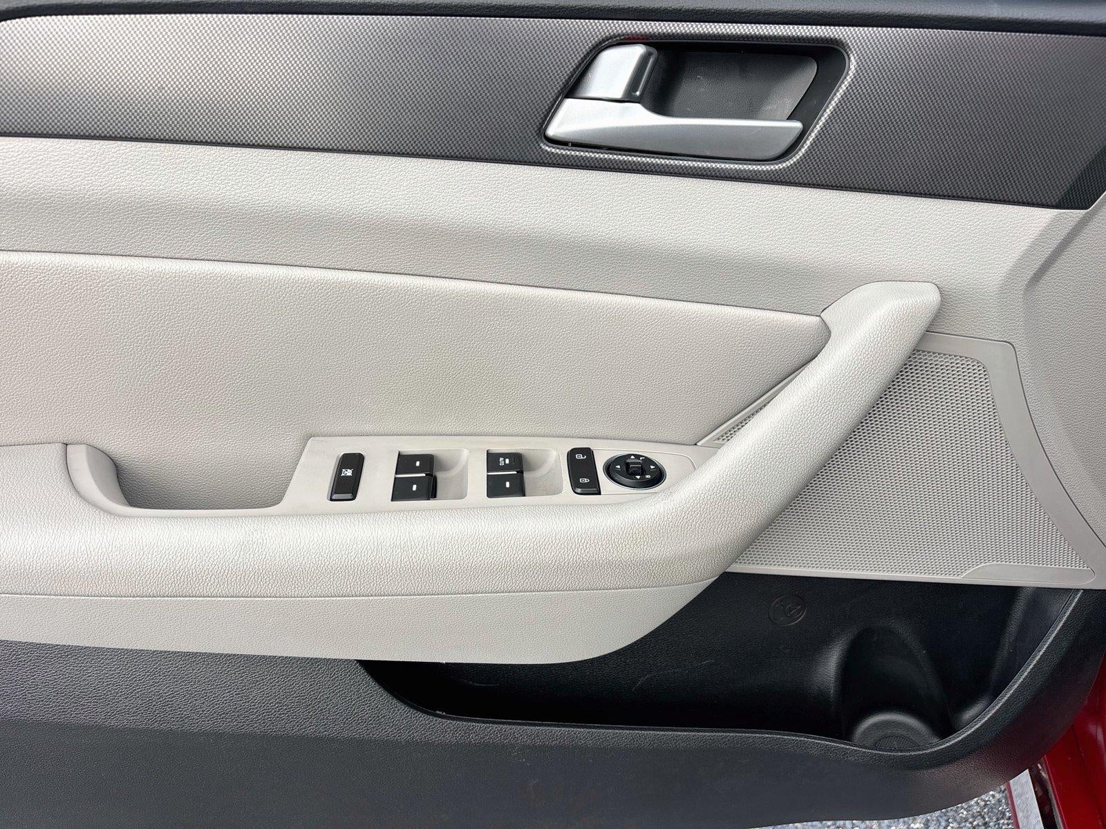 2017 Hyundai SONATA Sport