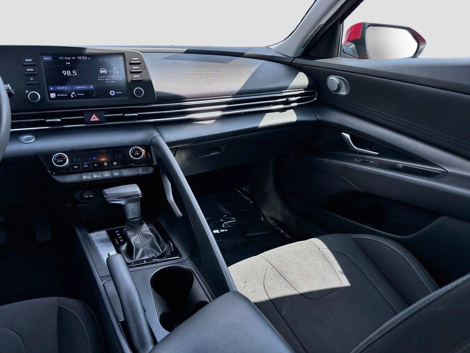 2021 Hyundai ELANTRA SEL