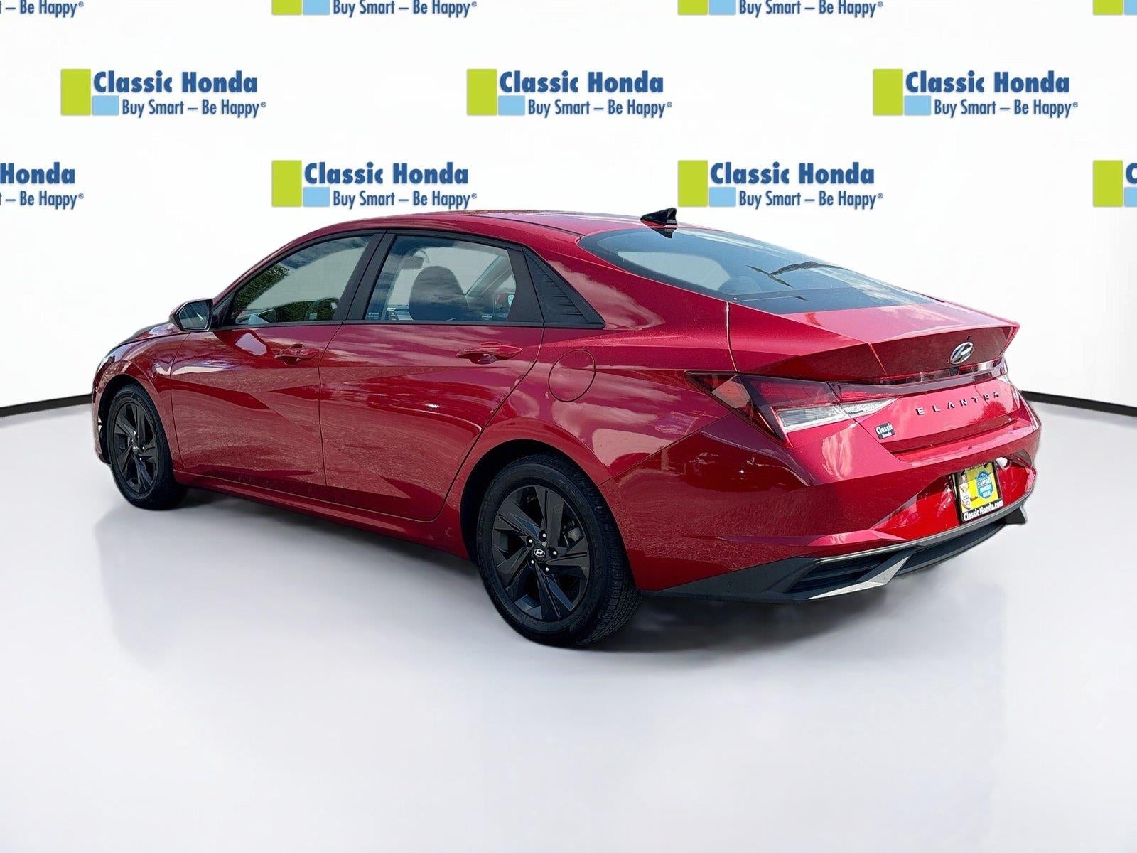 2021 Hyundai ELANTRA SEL