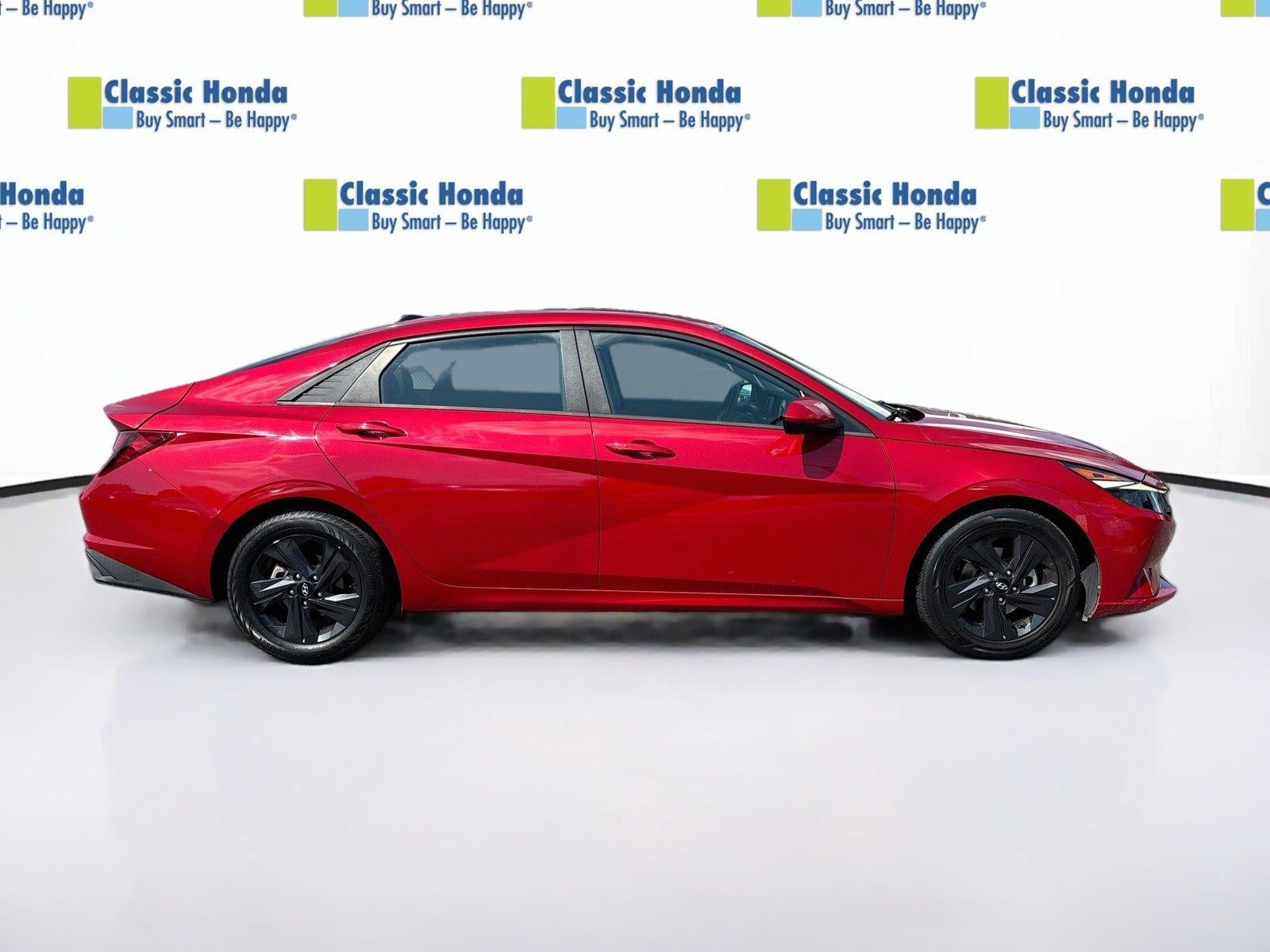 2021 Hyundai ELANTRA SEL
