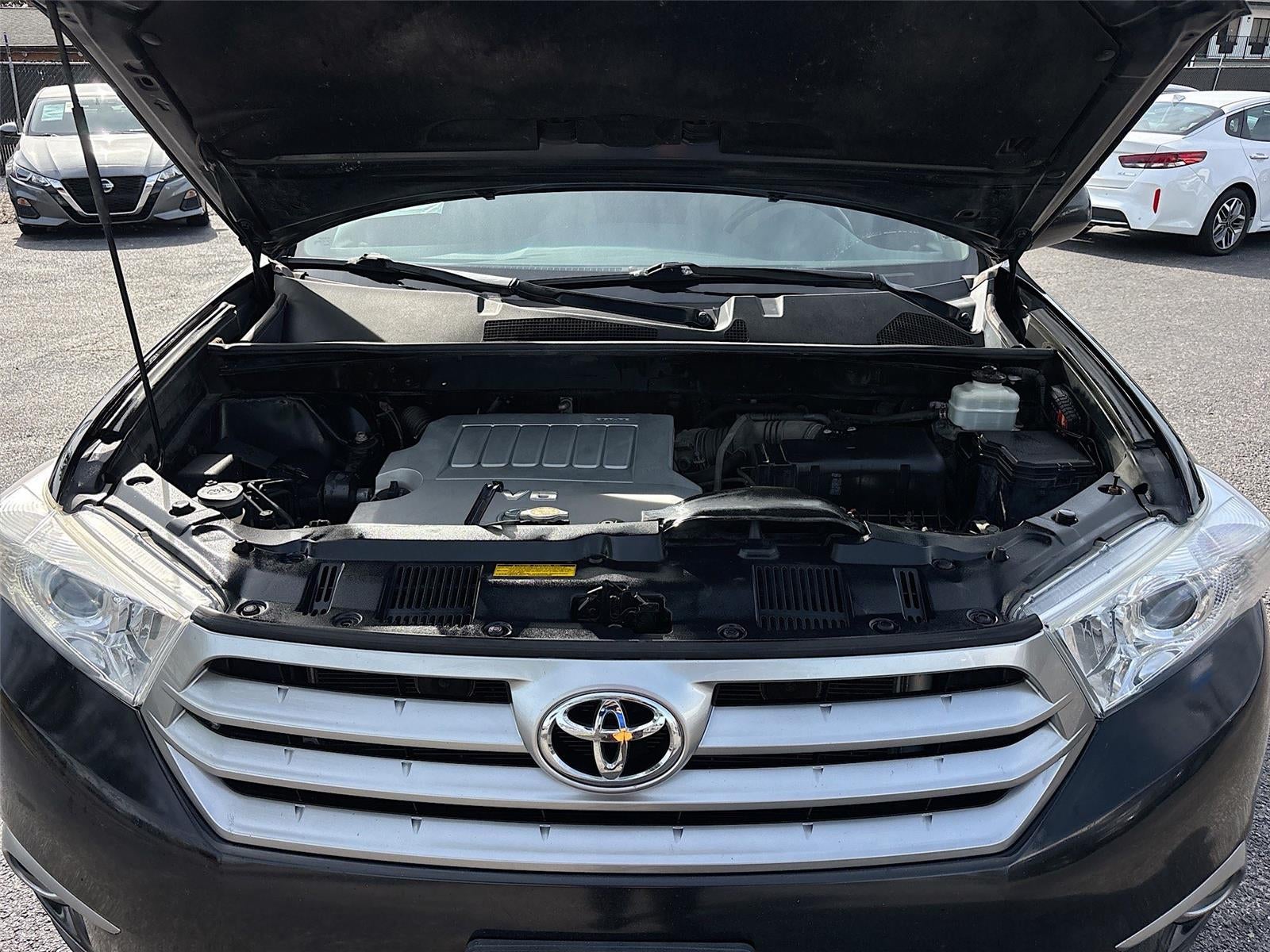 2013 Toyota Highlander Plus