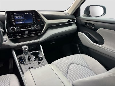 2021 Toyota Highlander LE