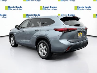 2021 Toyota Highlander LE