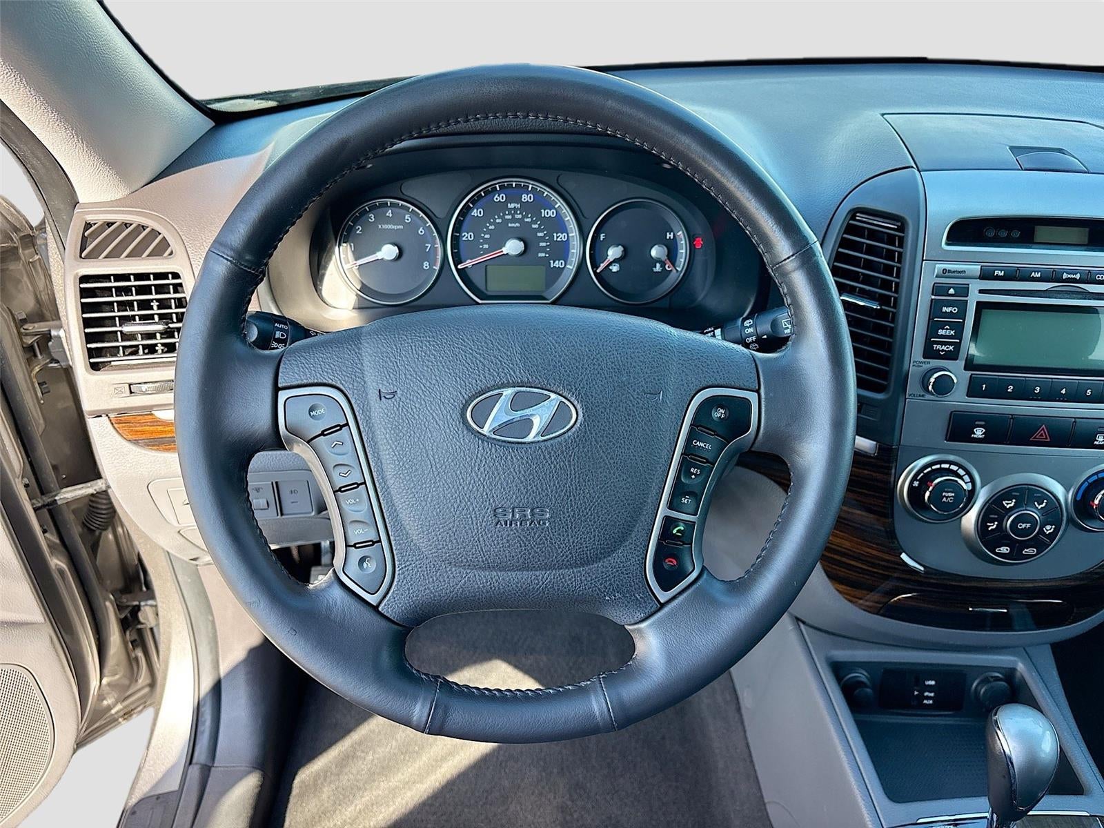 2012 Hyundai SANTA FE SE