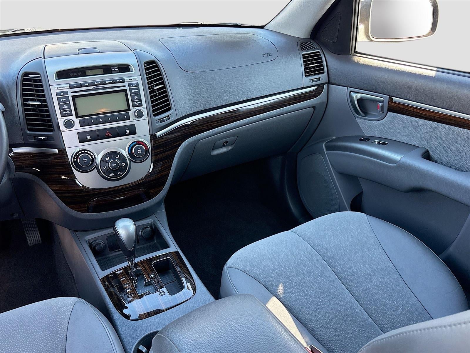 2012 Hyundai SANTA FE SE