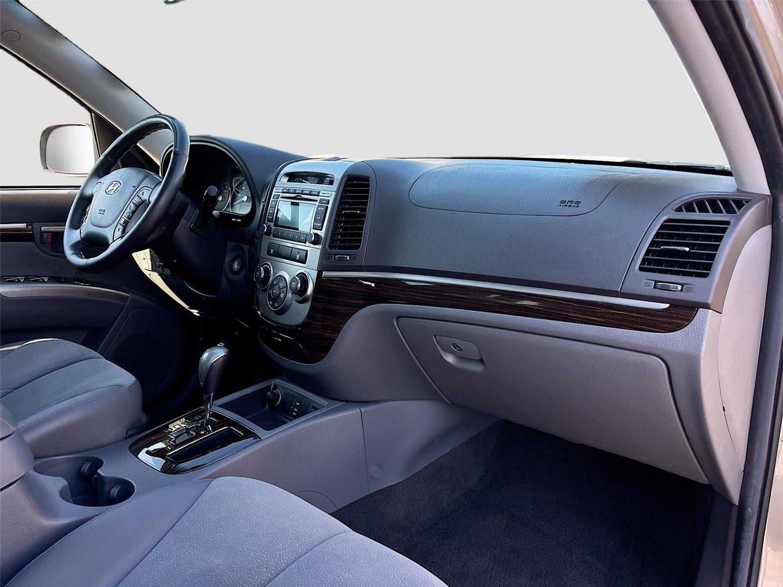 2012 Hyundai SANTA FE SE