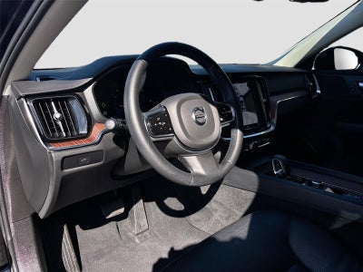 2024 Volvo S60 Plus Dark Theme