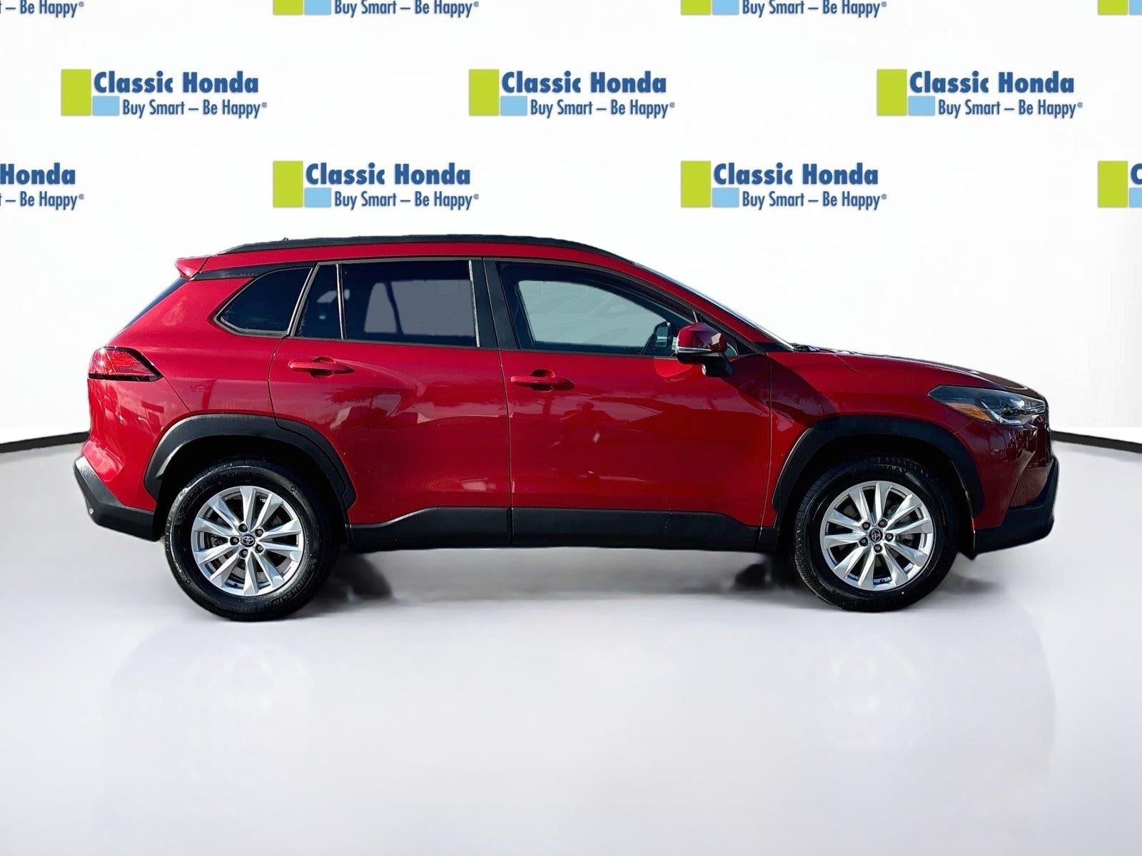 2023 Toyota Corolla Cross LE