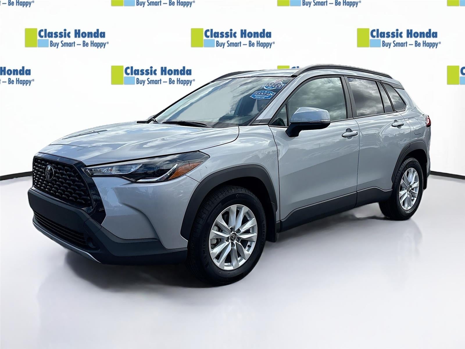 2024 Toyota Corolla Cross LE