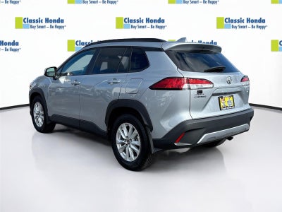 2024 Toyota Corolla Cross LE