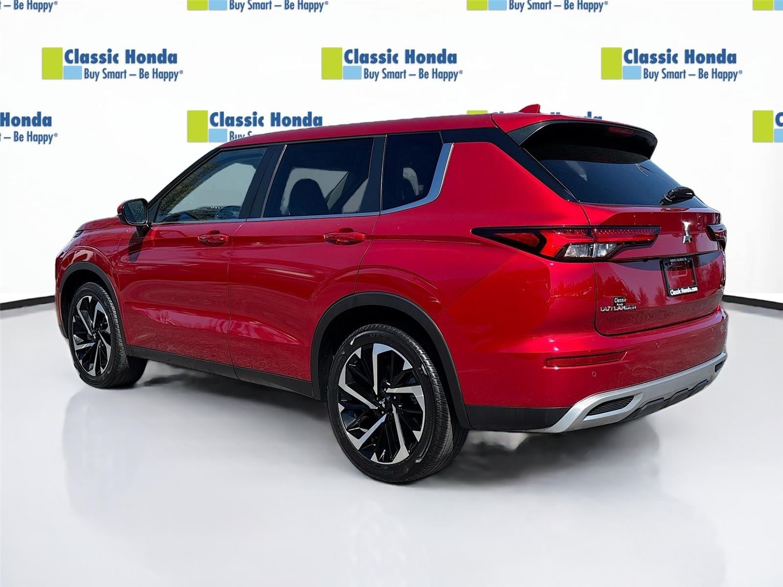 2024 Mitsubishi Outlander SE