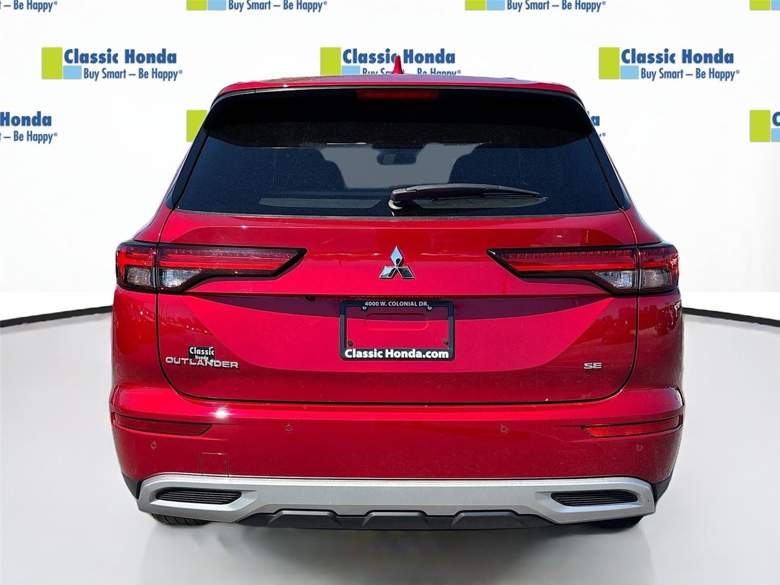 2024 Mitsubishi Outlander SE