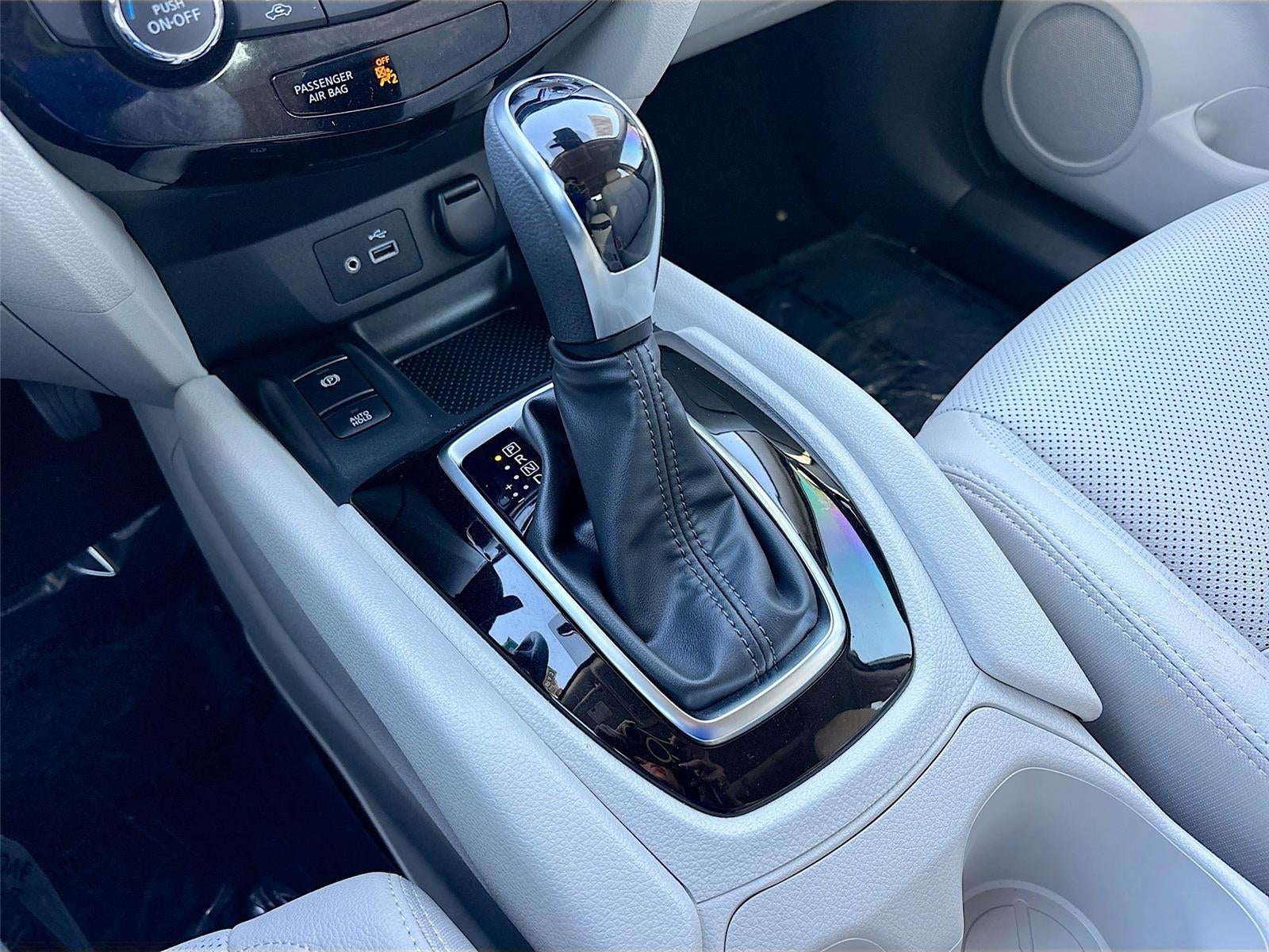 2022 Nissan Rogue Sport SL