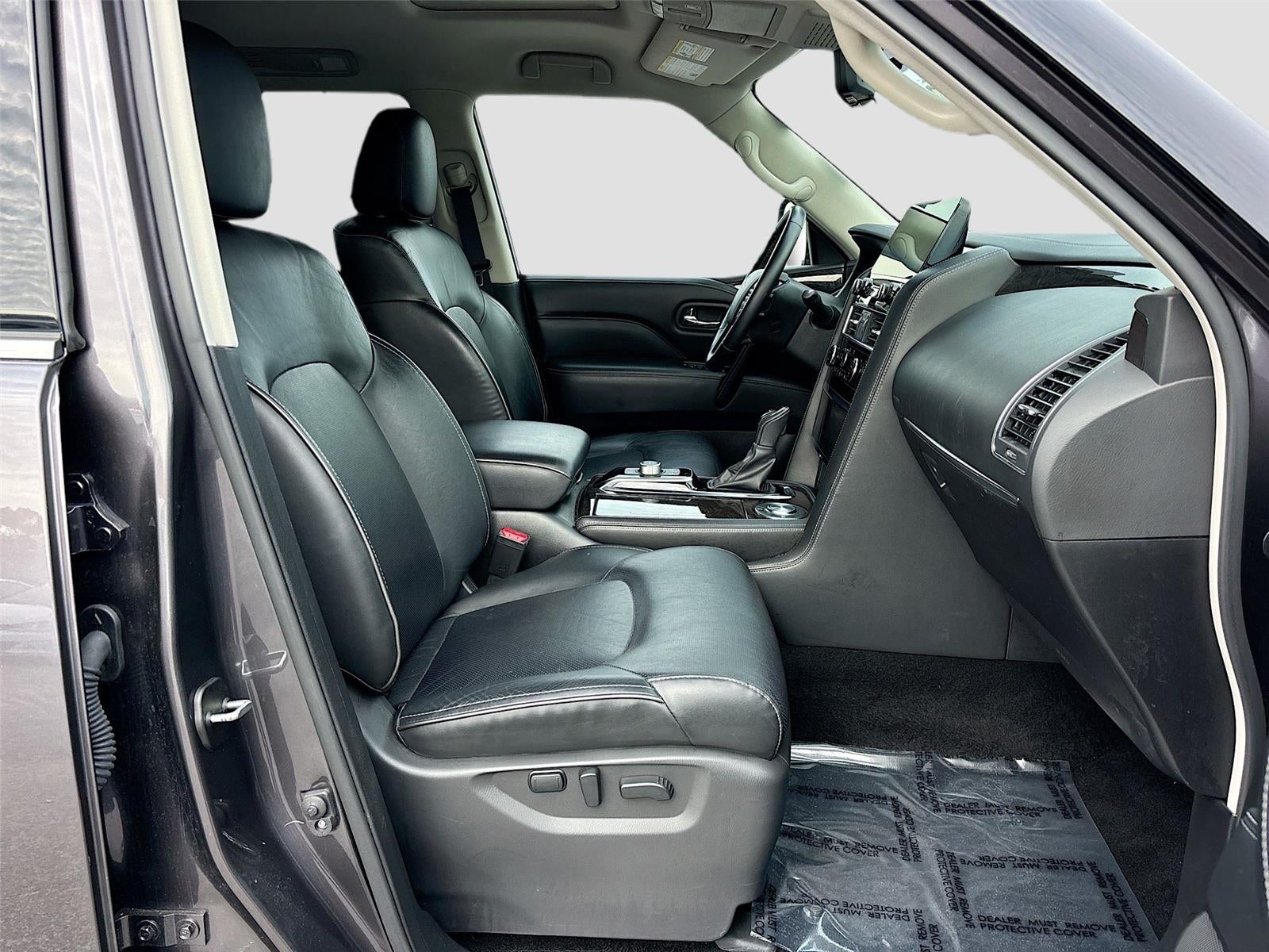 2024 INFINITI QX80 LUXE