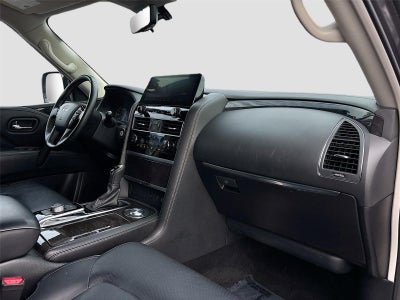 2024 INFINITI QX80 LUXE