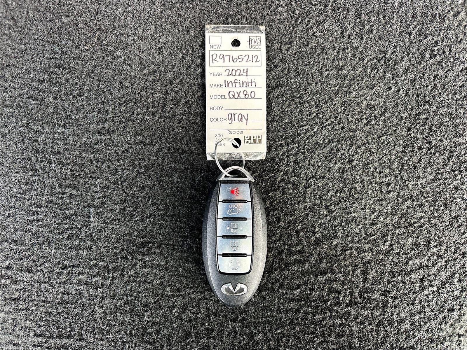 2024 INFINITI QX80 LUXE