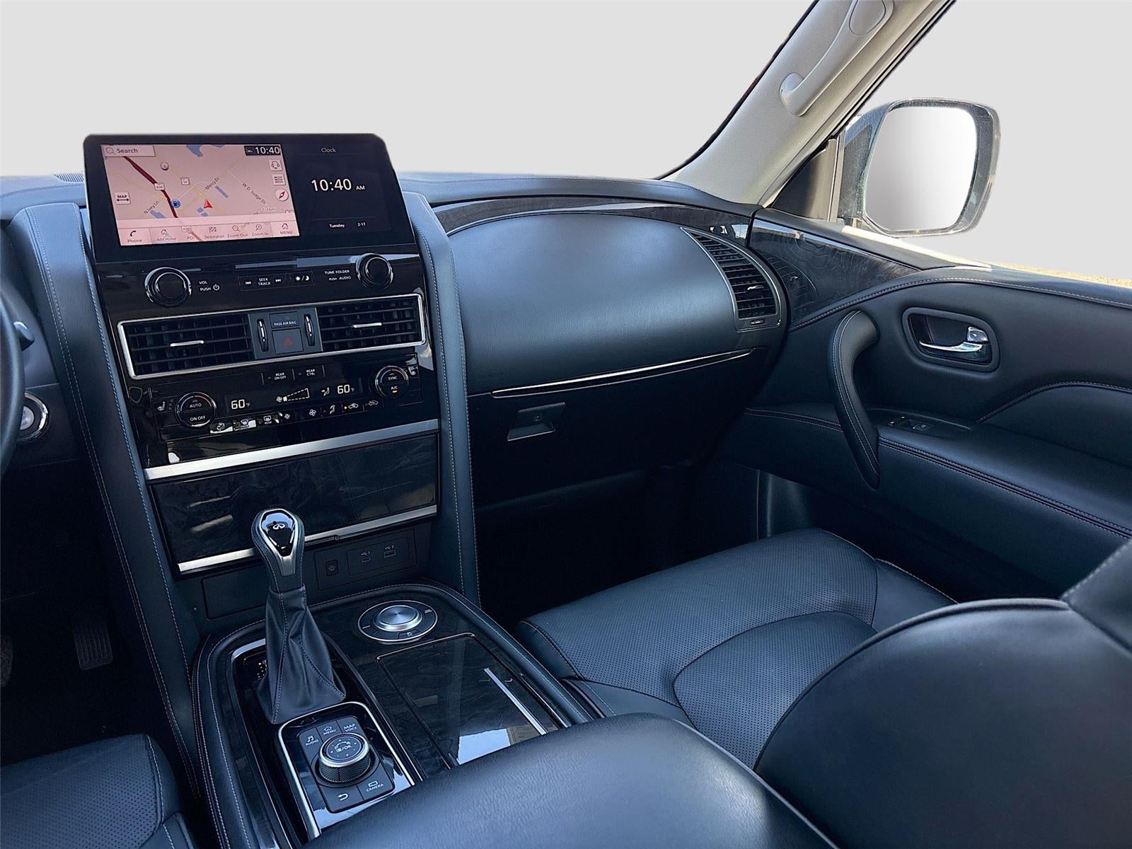 2024 INFINITI QX80 LUXE