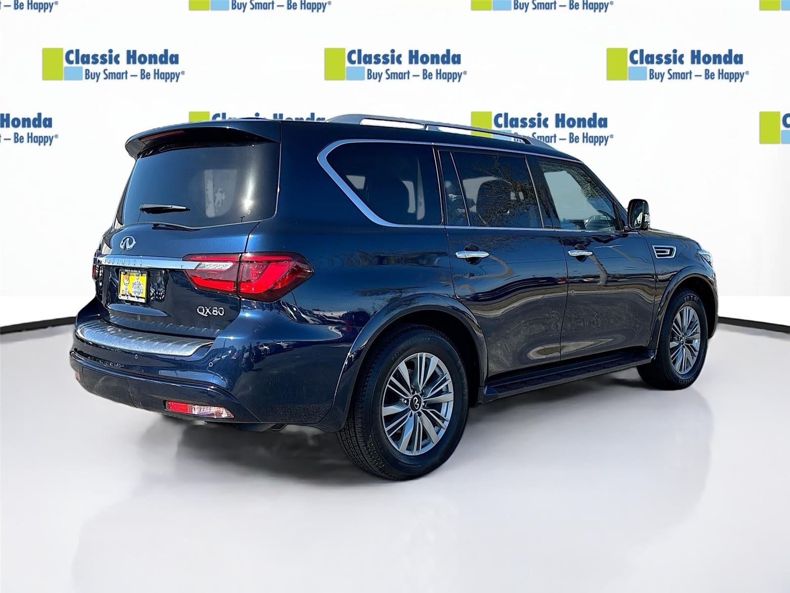 2024 INFINITI QX80 LUXE