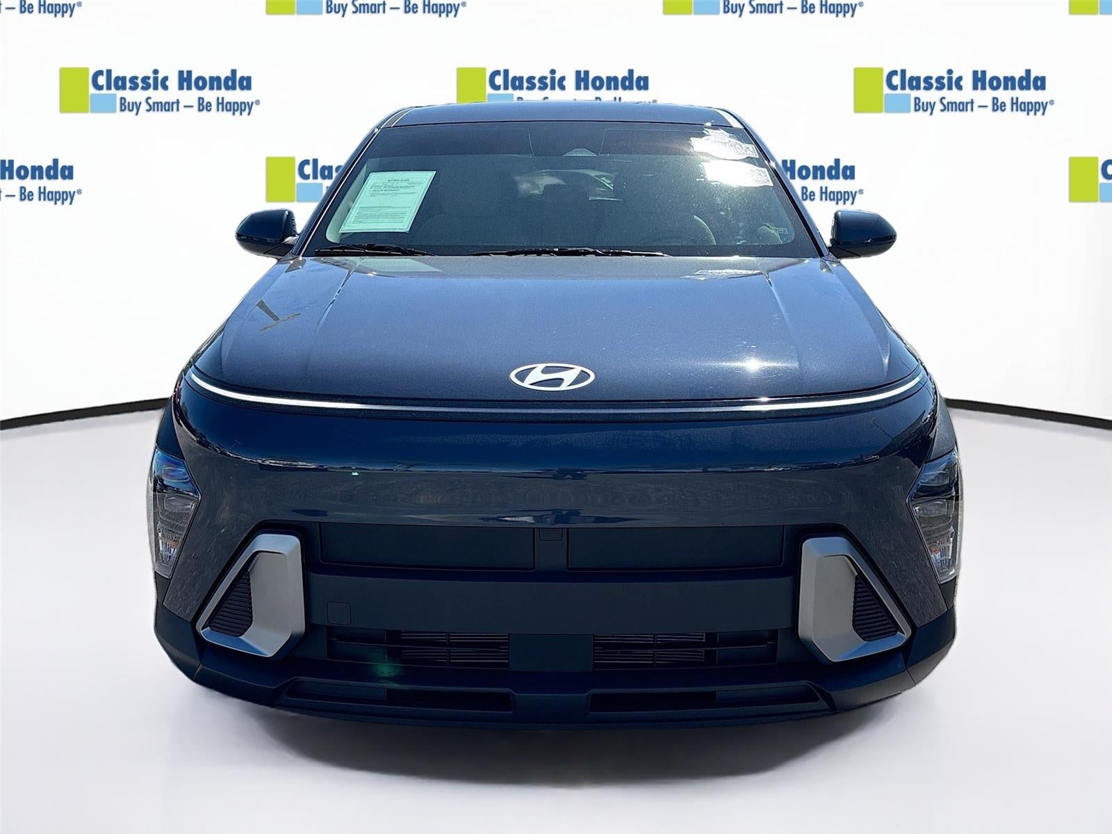 2025 Hyundai KONA SE