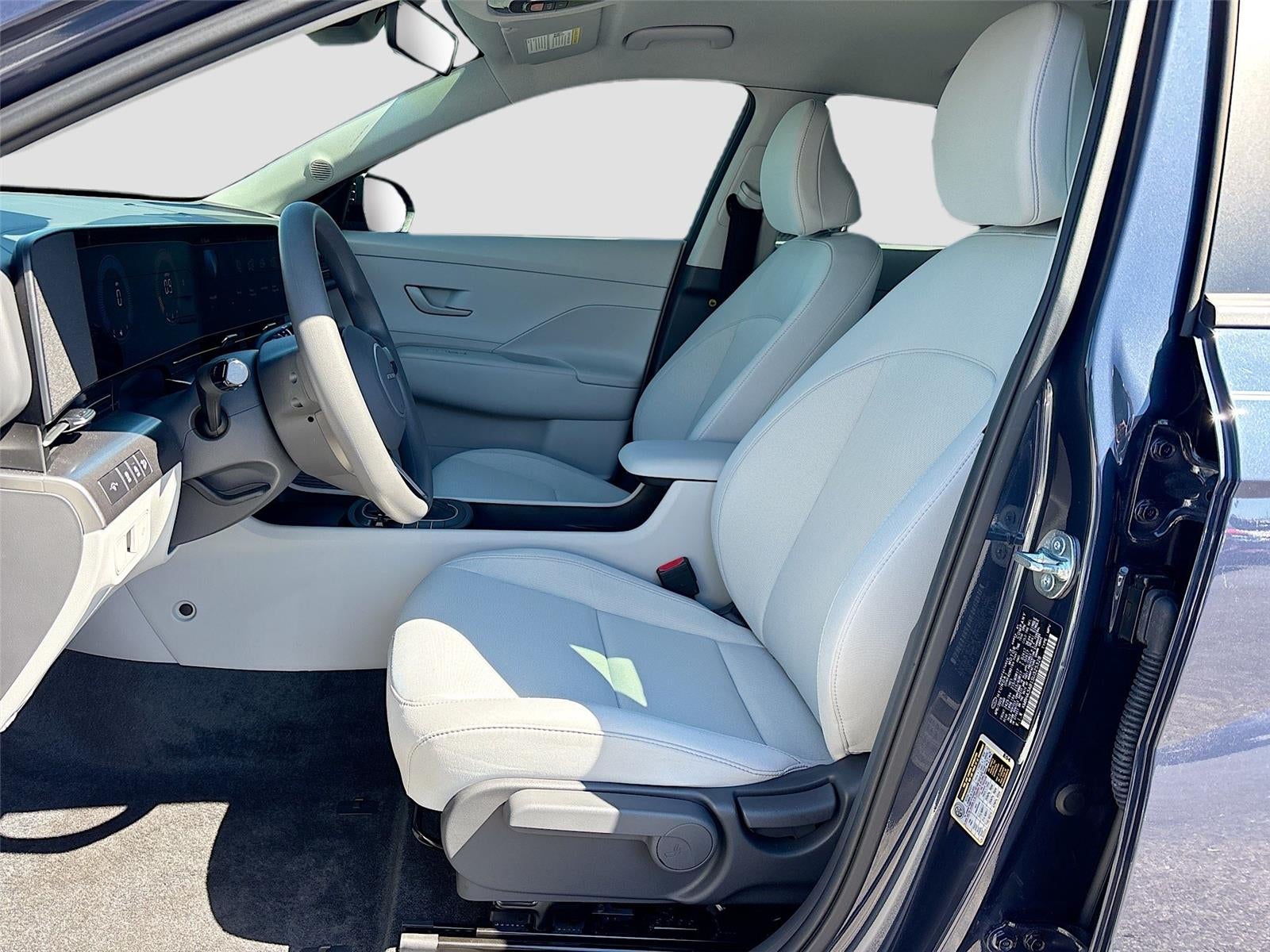 2025 Hyundai KONA SE