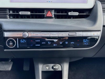 2024 Hyundai IONIQ 5 SE