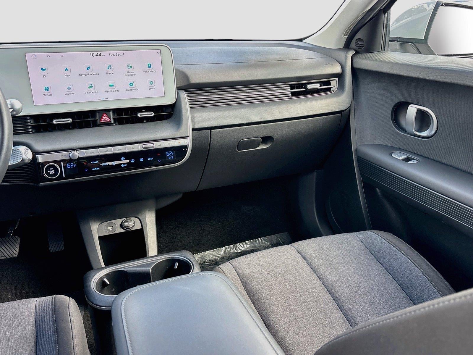 2024 Hyundai IONIQ 5 SE