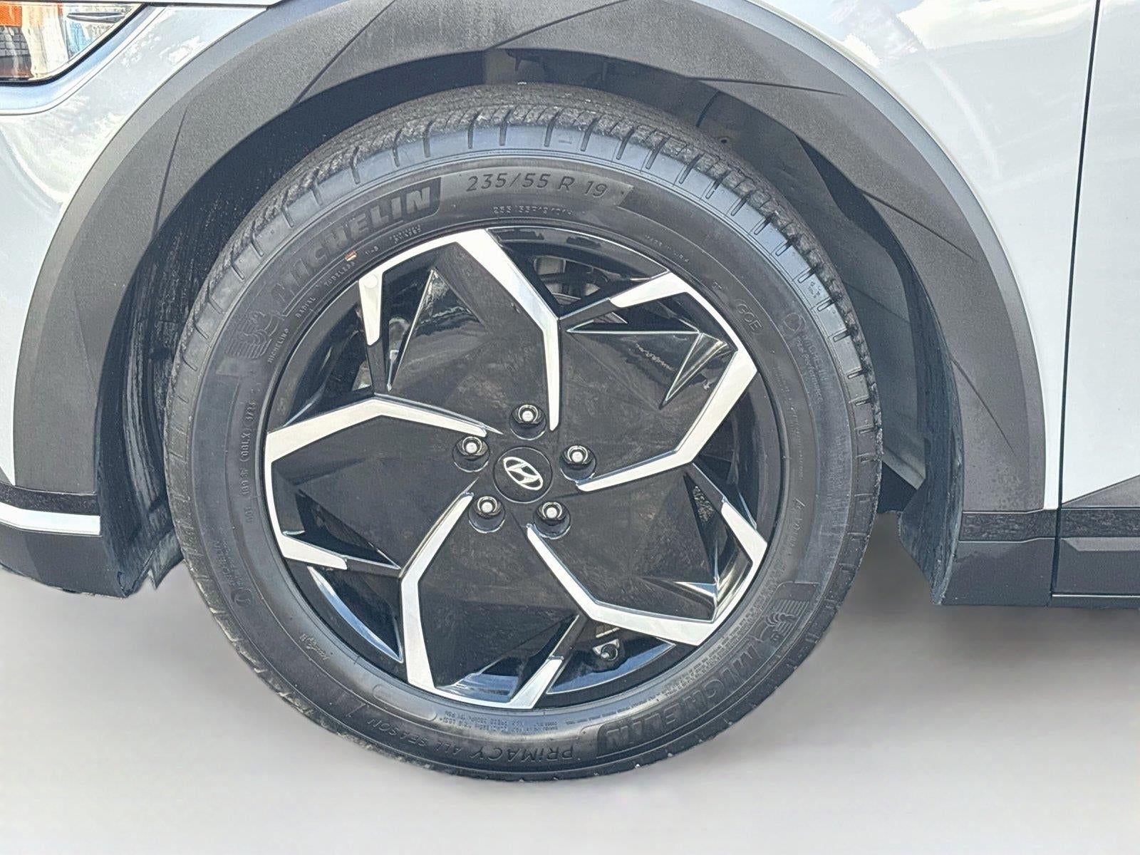 2024 Hyundai IONIQ 5 SE